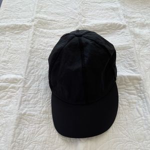 lululemon running hat